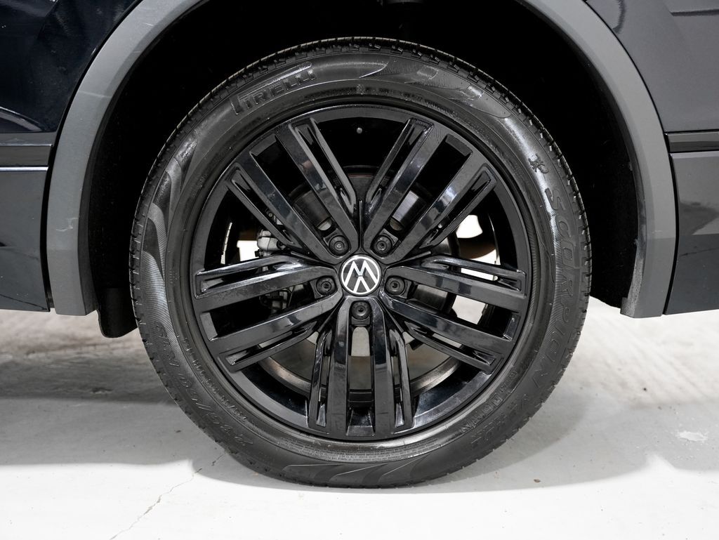 2022 Volkswagen Tiguan 2.0T SE R-Line Black Tigard OR