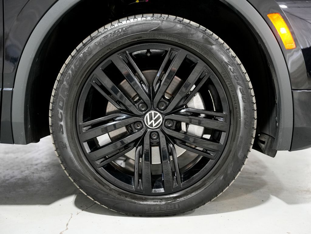 2022 Volkswagen Tiguan 2.0T SE R-Line Black Tigard OR