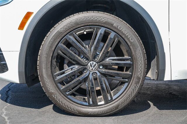 2022 Volkswagen Tiguan 2.0T SE R-Line Black Huntington Beach CA
