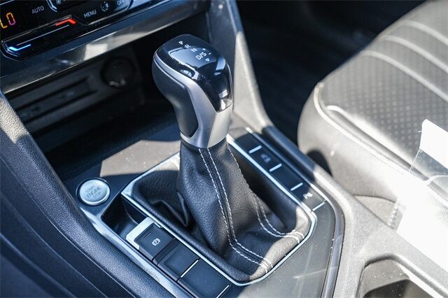 2022 Volkswagen Tiguan 2.0T SE R-Line Black Huntington Beach CA