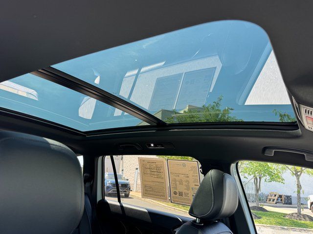 2022 Volkswagen Tiguan 2.0T SE R-Line Black Springfield VA