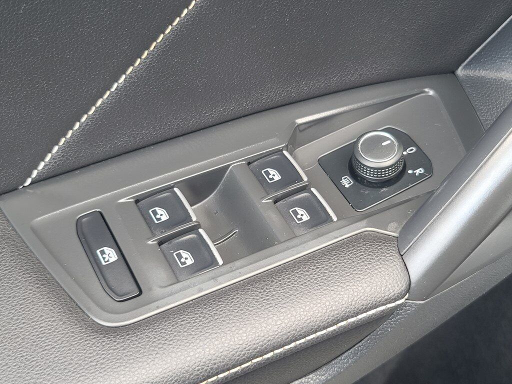 2022 Volkswagen Tiguan 2.0T SE R-Line Black Springfield VA
