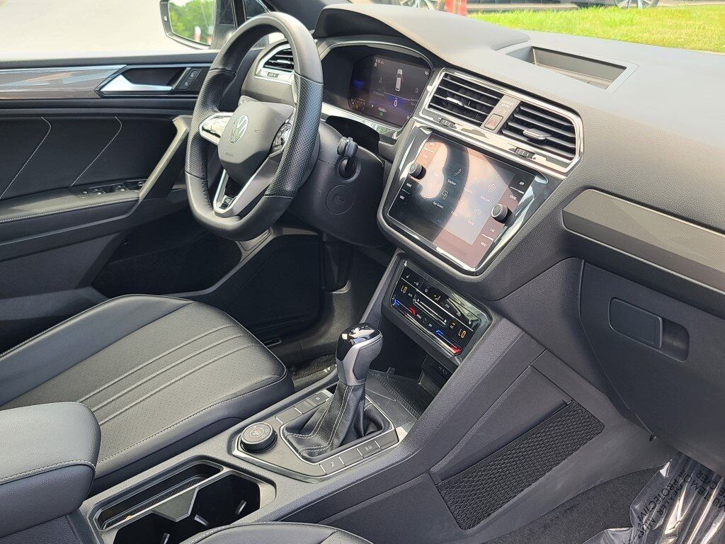 2022 Volkswagen Tiguan 2.0T SE R-Line Black Springfield VA