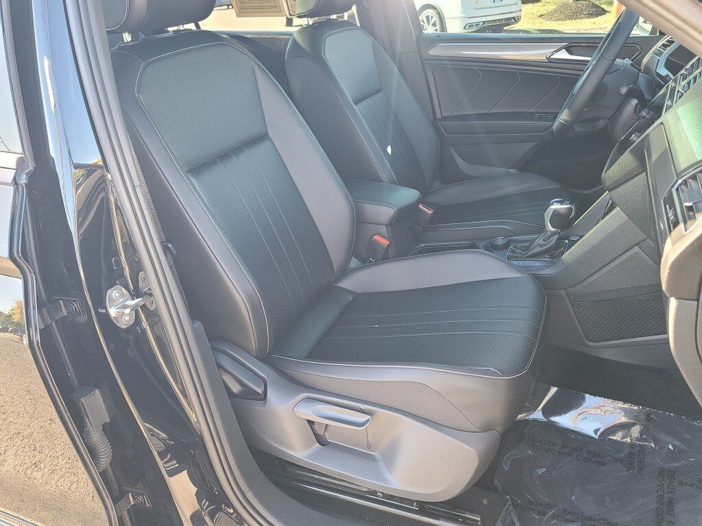 2022 Volkswagen Tiguan 2.0T SE R-Line Black Springfield VA