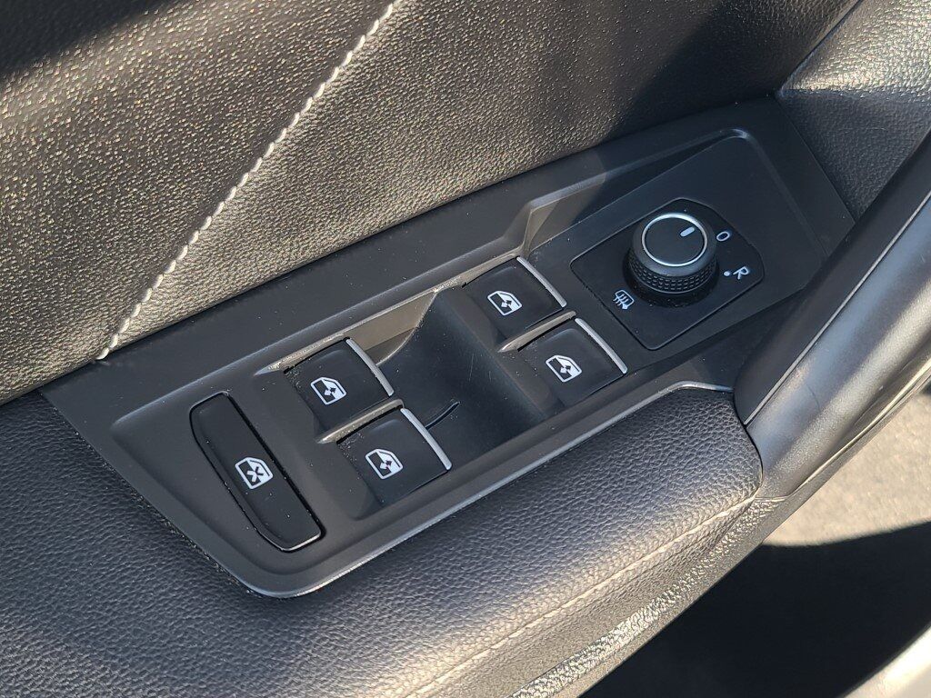 2022 Volkswagen Tiguan 2.0T SE R-Line Black Springfield VA