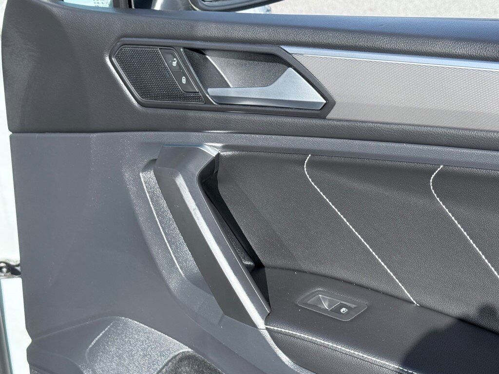 2022 Volkswagen Tiguan 2.0T SE R-Line Black Springfield VA