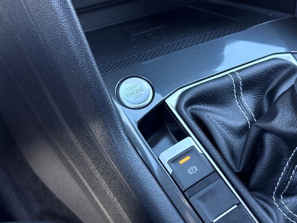 2022 Volkswagen Tiguan 2.0T SE R-Line Black Springfield VA