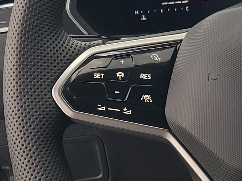 2022 Volkswagen Tiguan 2.0T SE R-Line Black Springfield VA