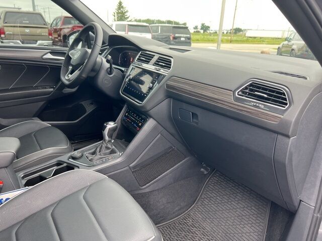 2022 Volkswagen Tiguan 2.0T SEL R-Line Green Bay WI
