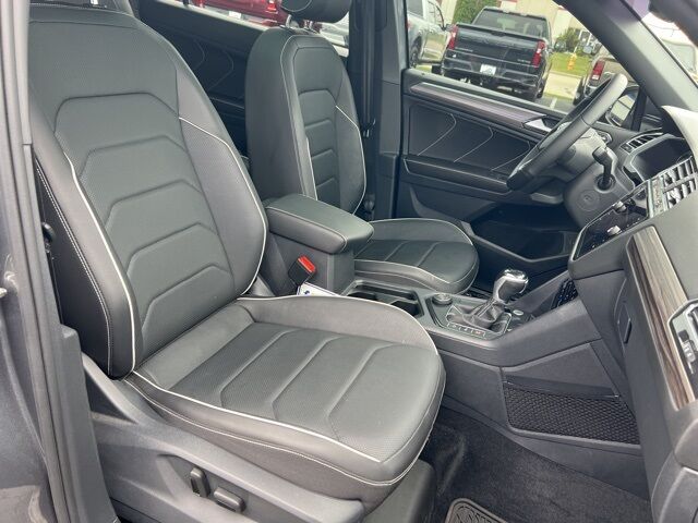 2022 Volkswagen Tiguan 2.0T SEL R-Line Green Bay WI