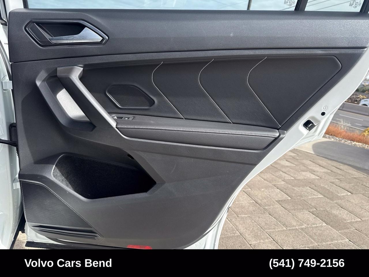 2022 Volkswagen Tiguan 2.0T SEL R-Line Bend OR