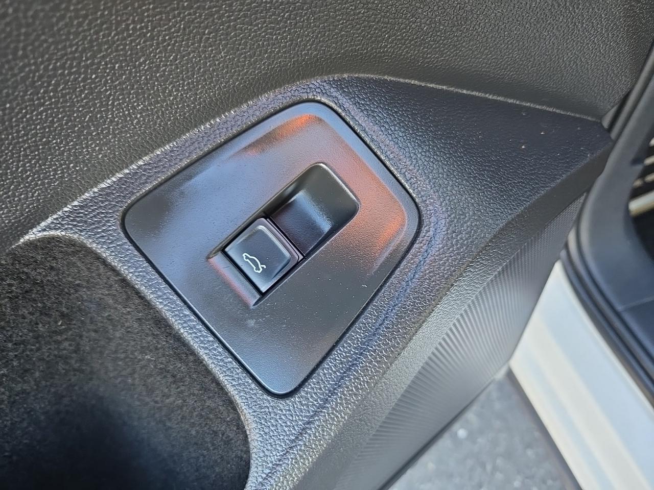 2022 Volkswagen Tiguan 2.0T SEL R-Line Fredericksburg VA