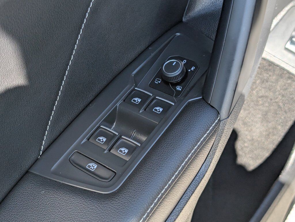 2022 Volkswagen Tiguan 2.0T SEL R-Line Hunt Valley MD