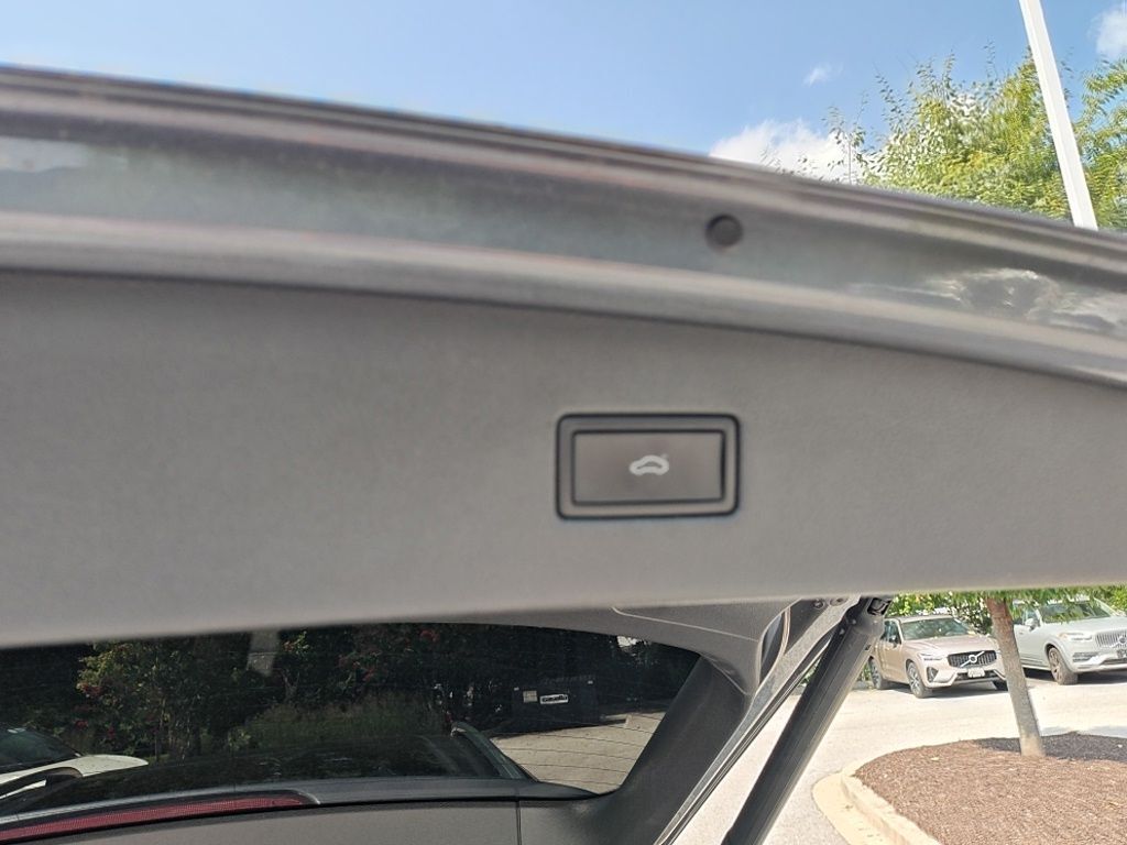 2022 Volkswagen Tiguan 2.0T SEL R-Line Hunt Valley MD