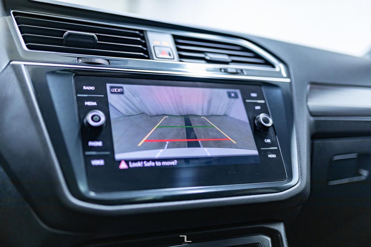 2022 Volkswagen Tiguan 4Motion Highline R-Line Leather Roof Nav Red Deer AB