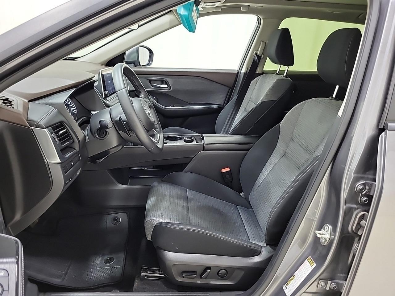 2022 Volkswagen Tiguan Comfortline R-Line Black Edition PANOROOF B.CAM PWR&HTDLTHR NOACCIDENT Toronto ON