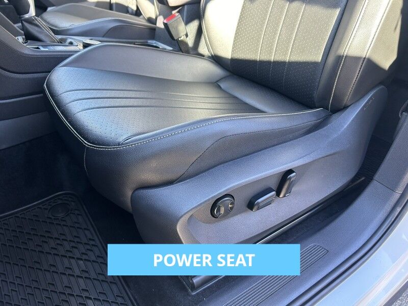 2022 Volkswagen Tiguan SE - PANORAMIC SUNROOF - 1 OWNER Webster MA