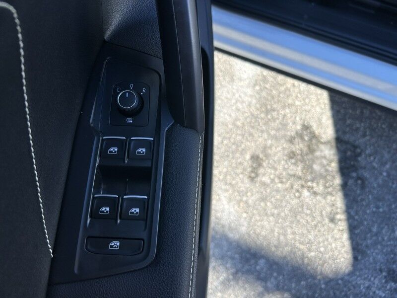 2022 Volkswagen Tiguan SE - PANORAMIC SUNROOF - 1 OWNER Webster MA