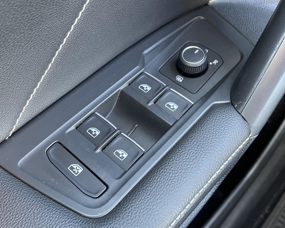 2022 Volkswagen Tiguan SE 4MOTION Sport Utility 4D Port Orchard WA