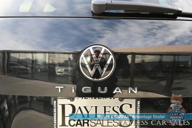 2022 Volkswagen Tiguan SE / AWD / Auto Start / Power & Heated Leather Seats / Panoramic Sunroof / Adaptive Cruise Control / Lane Departure & Blind Spot Alert / Apple CarPlay & Android Auto / Back Up Camera / 29 MPG / 1-Owner Anchorage AK