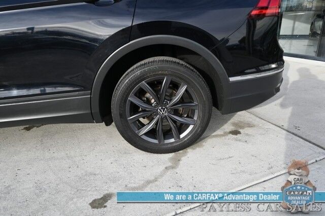 2022 Volkswagen Tiguan SE / AWD / Auto Start / Power & Heated Leather Seats / Panoramic Sunroof / Adaptive Cruise Control / Lane Departure & Blind Spot Alert / Apple CarPlay & Android Auto / Back Up Camera / 29 MPG / 1-Owner Anchorage AK