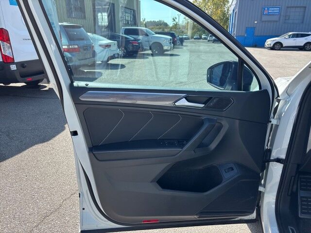 2022 Volkswagen Tiguan SE R-Line Black Cleveland OH
