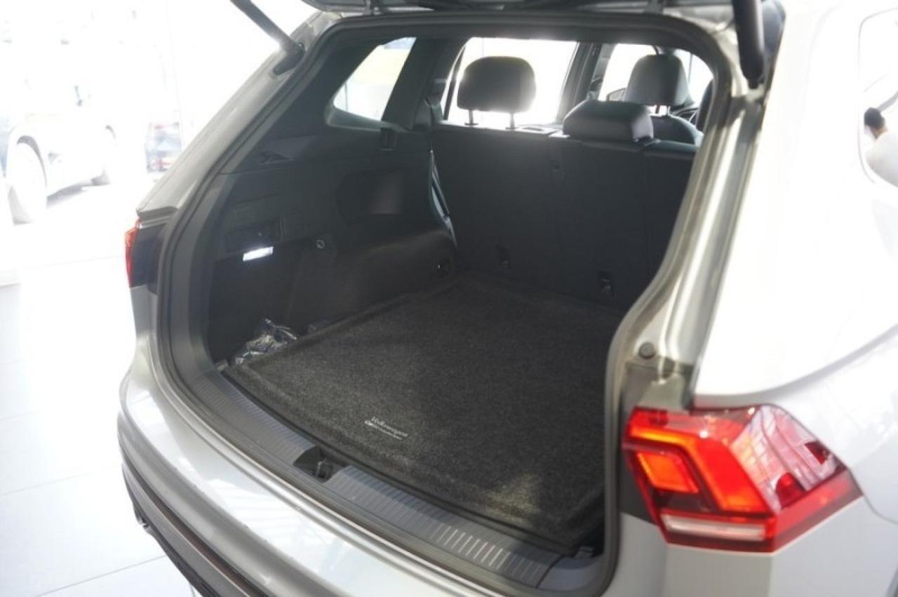 2022 Volkswagen Tiguan SE R-Line Black Yonkers NY