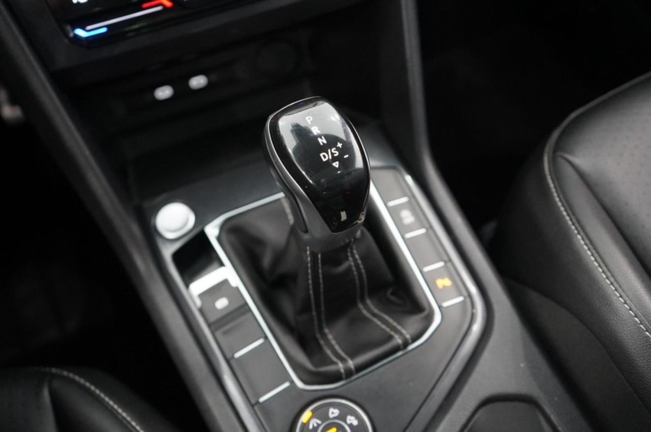 2022 Volkswagen Tiguan SE R-Line Black Eastchester NY