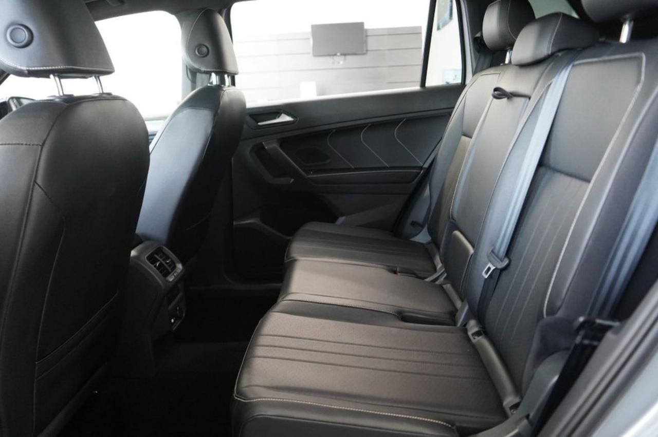 2022 Volkswagen Tiguan SE R-Line Black Eastchester NY