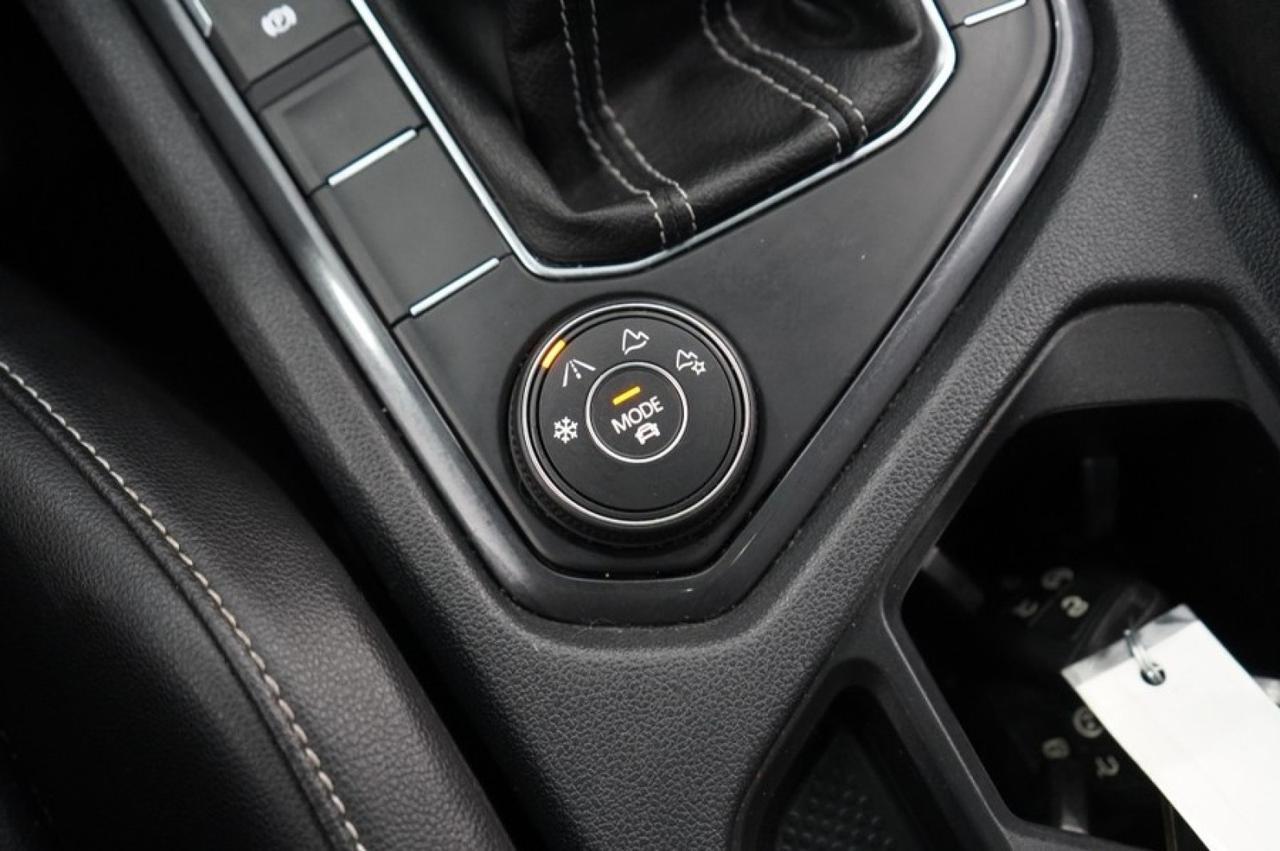 2022 Volkswagen Tiguan SE R-Line Black Eastchester NY