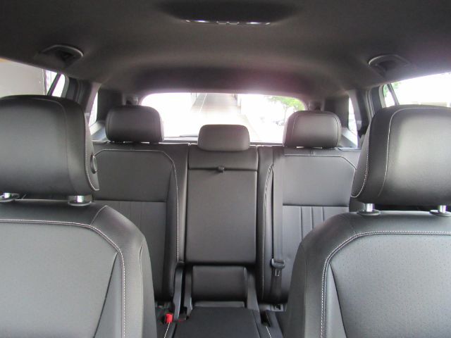 2022 Volkswagen Tiguan SE R-Line Black Plano TX