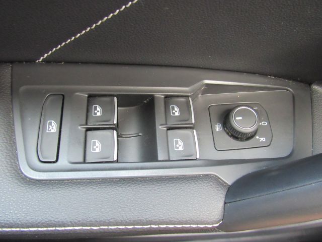 2022 Volkswagen Tiguan SE R-Line Black Plano TX