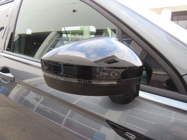 2022 Volkswagen Tiguan SE R-Line Black Plano TX
