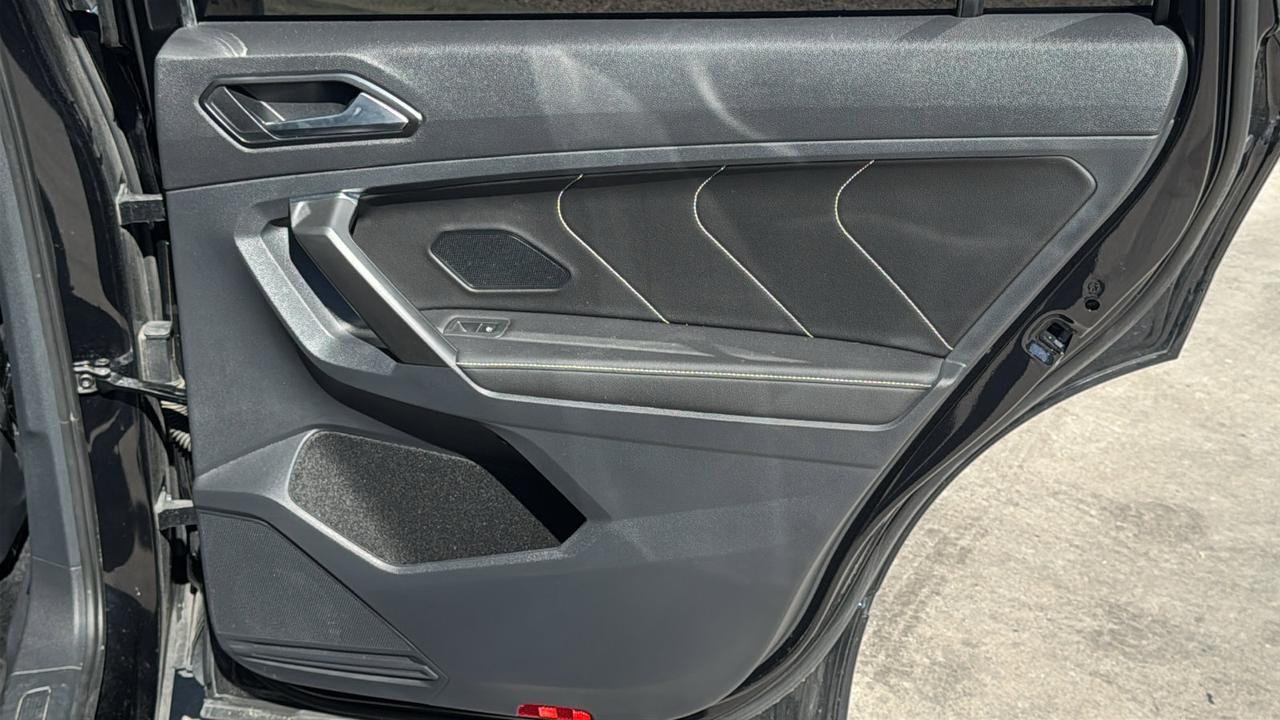 2022 Volkswagen Tiguan SE R-Line Black  Selma TX