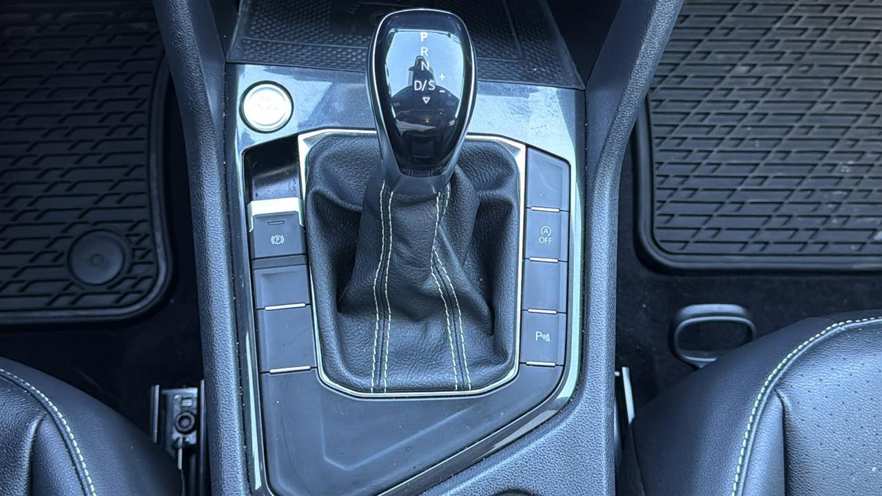 2022 Volkswagen Tiguan SE R-Line Black  Selma TX