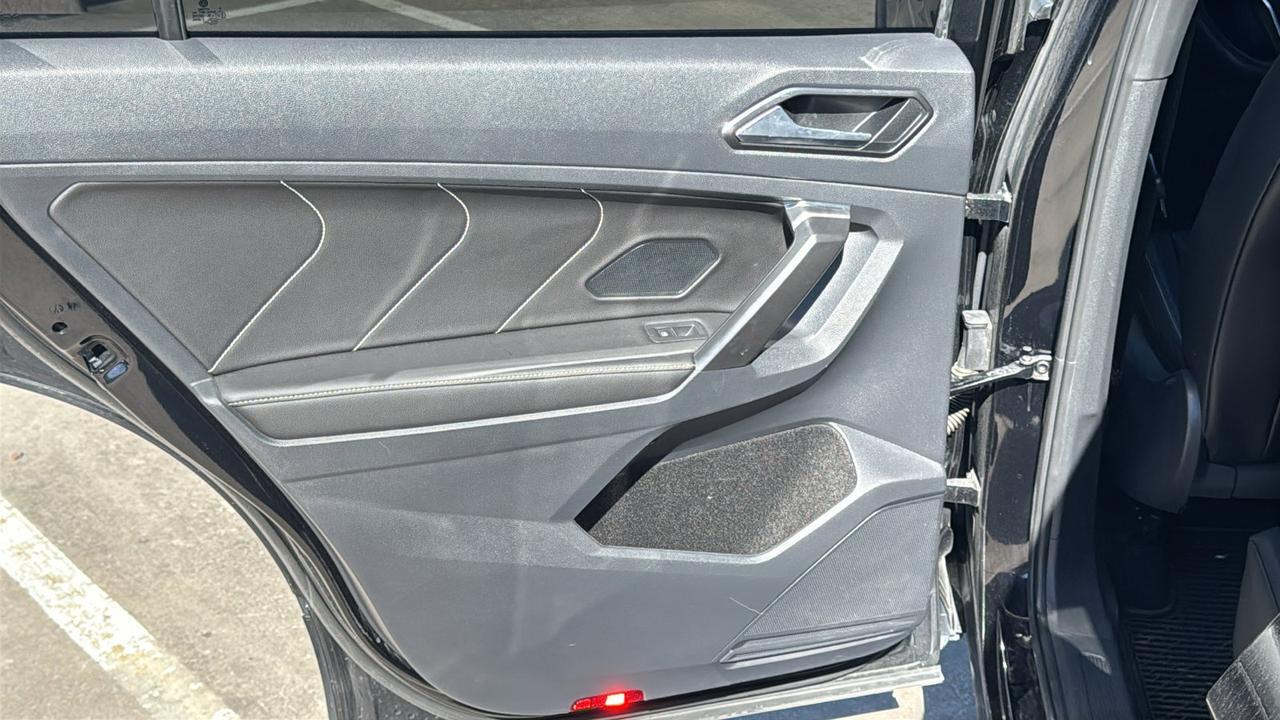 2022 Volkswagen Tiguan SE R-Line Black  Selma TX