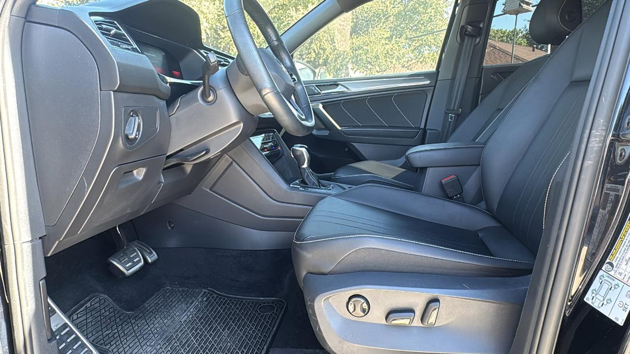 2022 Volkswagen Tiguan SE R-Line Black  Selma TX