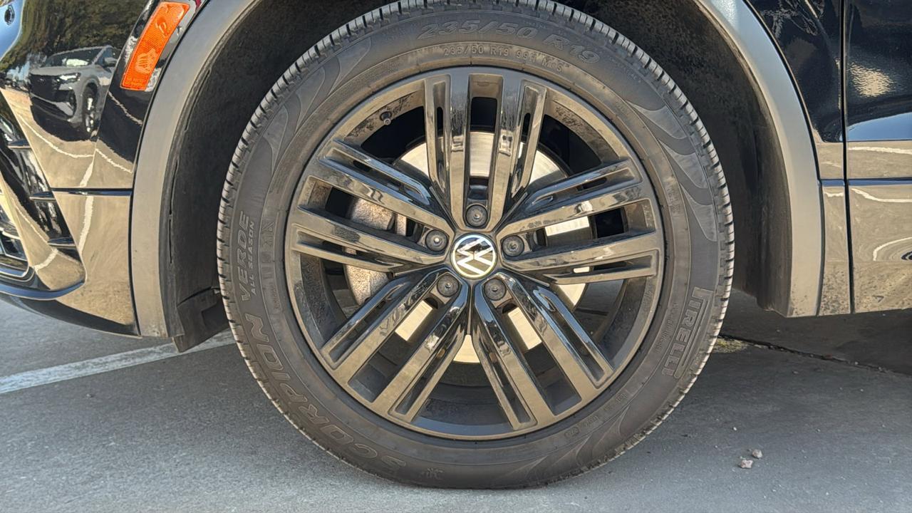 2022 Volkswagen Tiguan SE R-Line Black  Selma TX
