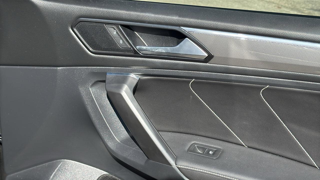 2022 Volkswagen Tiguan SE R-Line Black  Selma TX