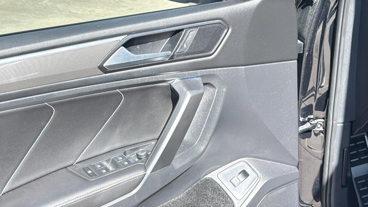 2022 Volkswagen Tiguan SE R-Line Black  Selma TX