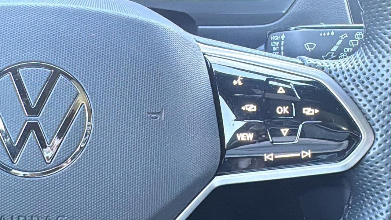 2022 Volkswagen Tiguan SE R-Line Black  Selma TX