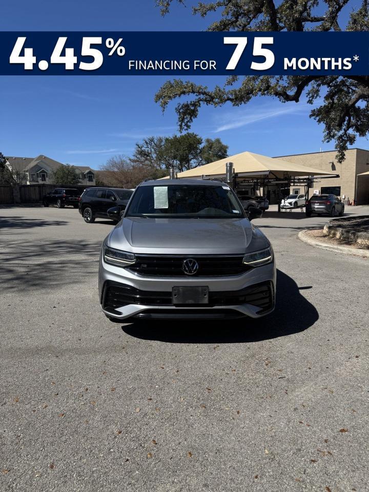 2022 Volkswagen Tiguan SE R-Line Black
