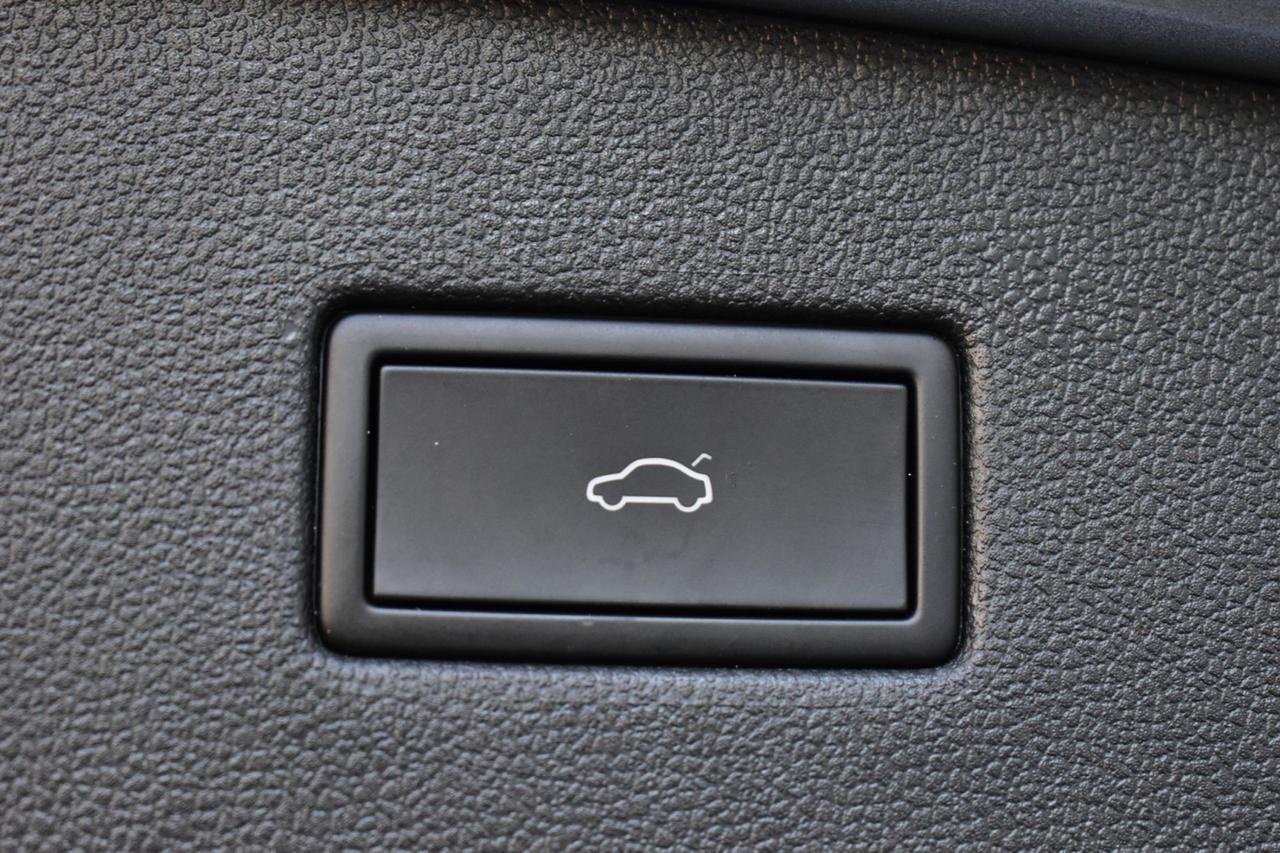 2022 Volkswagen Tiguan SE R-Line Black Tampa FL