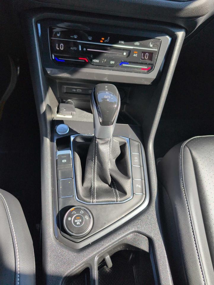 2022 Volkswagen Tiguan SE R-Line Black Medford MA