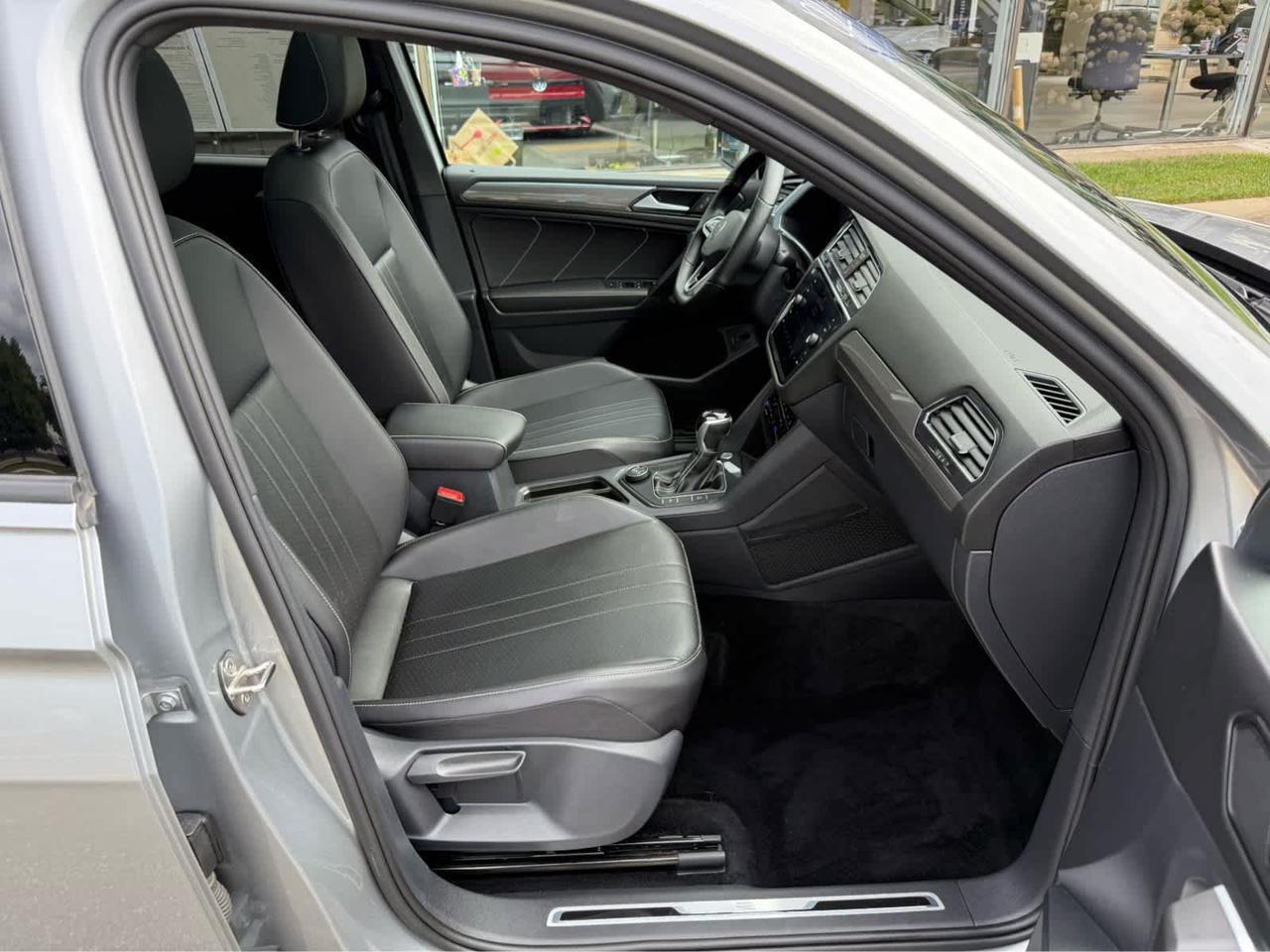 2022 Volkswagen Tiguan SE R-Line Black Wellesley MA