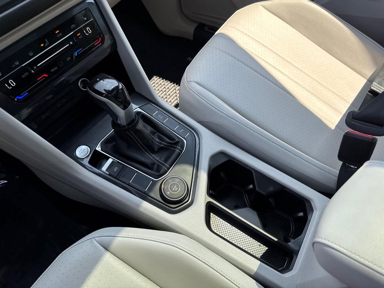 2022 Volkswagen Tiguan SE R-Line Black Dartmouth MA