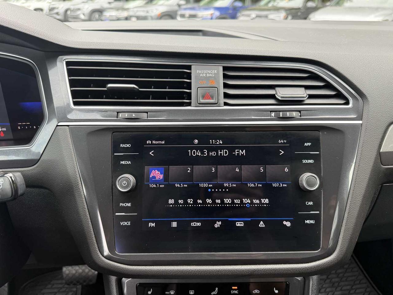 2022 Volkswagen Tiguan SE Westborough MA