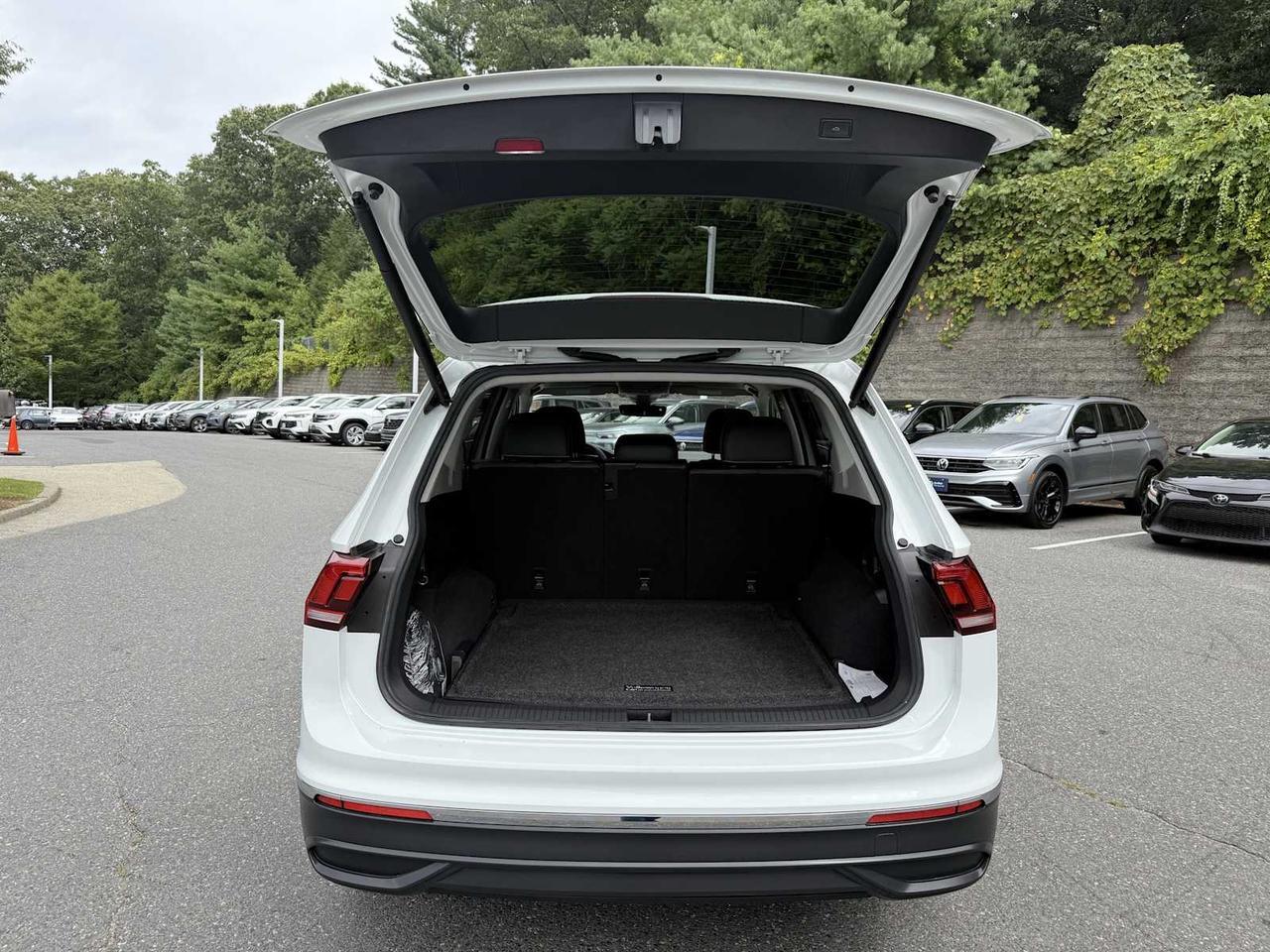 2022 Volkswagen Tiguan SE Westborough MA