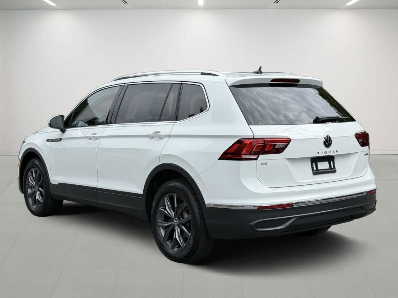 2022 Volkswagen Tiguan SE Westborough MA