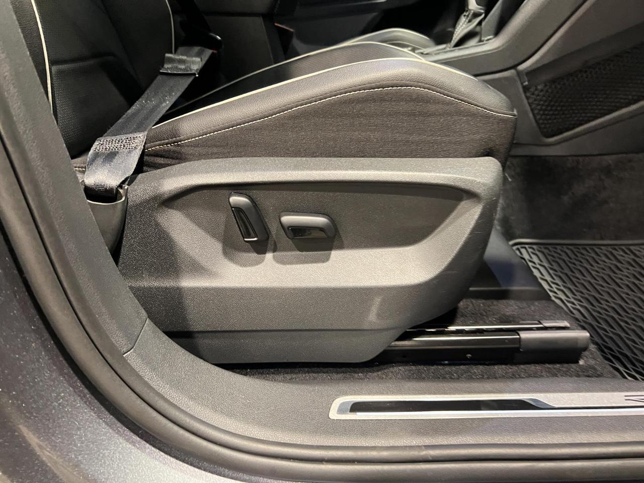 2022 Volkswagen Tiguan SEL R-Line Parker CO
